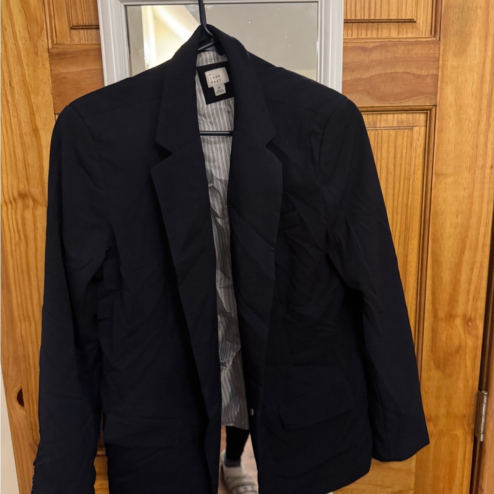 Women’s Navy Blazer
